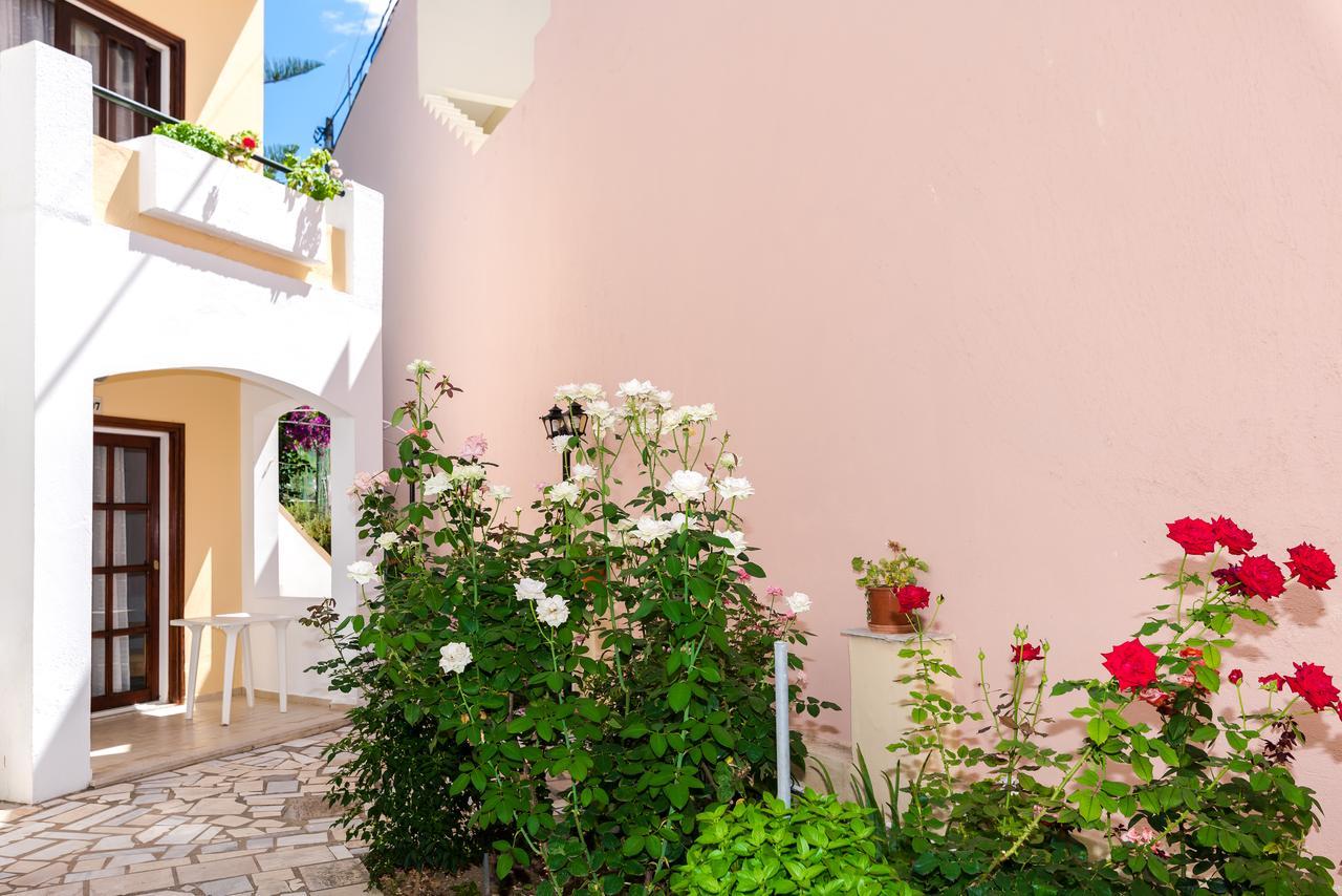 Erato Hotel Apartments Rethymno  Exterior photo