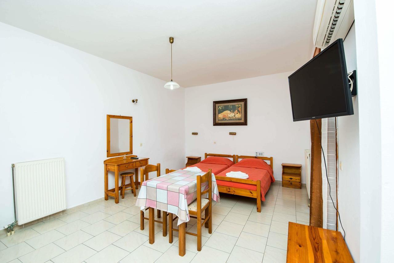 Erato Hotel Apartments Rethymno  Exterior photo